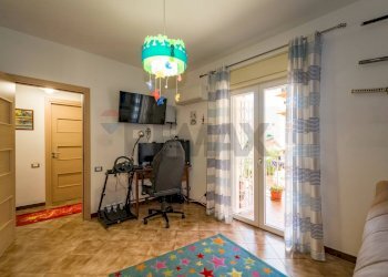 Soggiorno - Four-room apartment Via Sperone
 
34, Palermo - photo 24