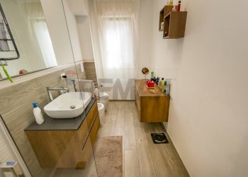 Bagno - Four-room apartment Via Sperone
 
34, Palermo - photo 30