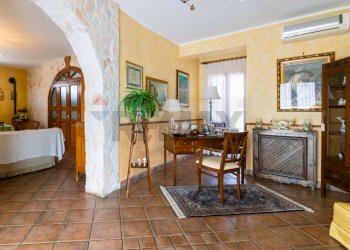 Sala da pranzo - Casa indipendente Belpasso - foto 10