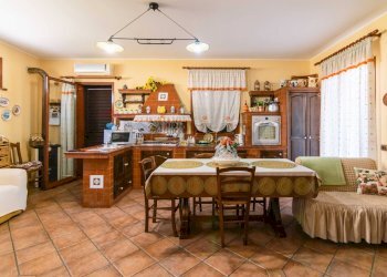 Sala da pranzo - Casa indipendente Belpasso - foto 18