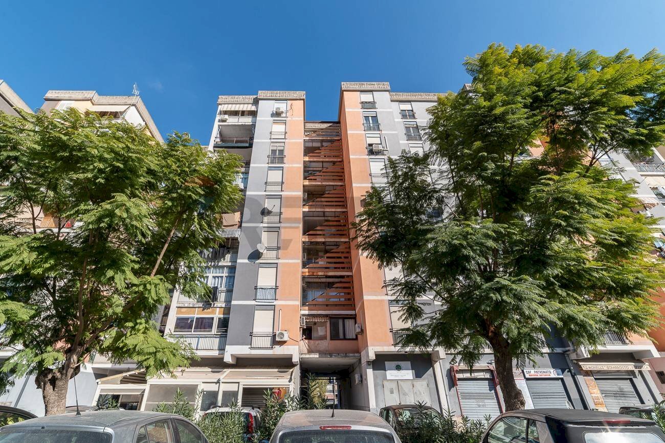 Edificio all\'aperto - Appartamento Viale Moncada
 
17, Catania - foto 1