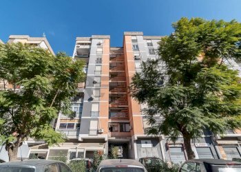 Edificio all\'aperto - Appartamento Viale Moncada
 
17, Catania - foto 1