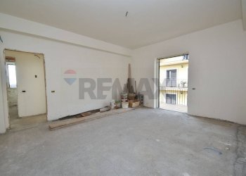 Stanza vuota - Quadrilocale Via Giuseppe Alizzi
 
8, Riposto - foto 8