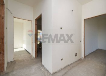 Hall / corridoio - Quadrilocale Via Giuseppe Alizzi
 
8, Riposto - foto 17