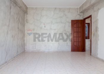 Stanza vuota - Trilocale Via Salvatore Salomone Marino
 
118, Catania - foto 12