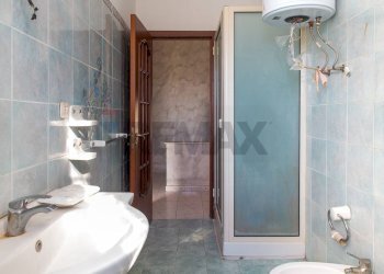 Bagno - Trilocale Via Salvatore Salomone Marino
 
118, Catania - foto 20