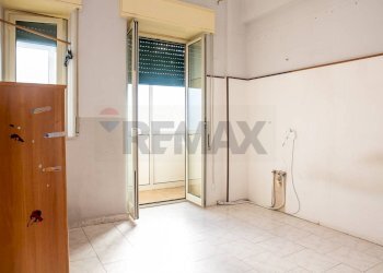 Stanza vuota - Trilocale Via Salvatore Salomone Marino
 
118, Catania - foto 21