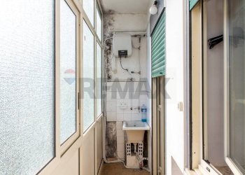 Lavanderia - Trilocale Via Salvatore Salomone Marino
 
118, Catania - foto 23