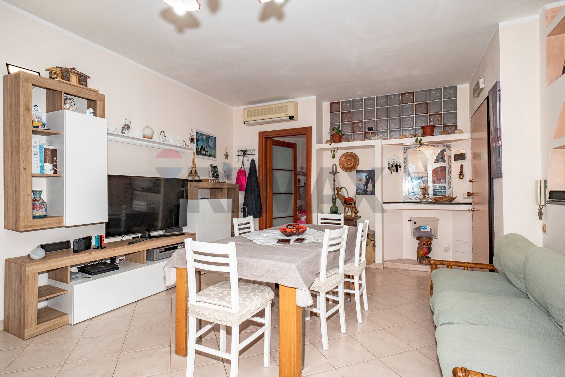 Sala da pranzo - Apartment VIA ARCHIMEDE
106, Misterbianco - photo 3