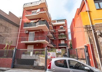 Edificio all\'aperto - Appartamento VIA ARCHIMEDE
 
106, Misterbianco - foto 1