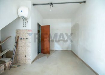 Stanza vuota - Casa indipendente Via Pampallona
 
21-23, Caltagirone - foto 13