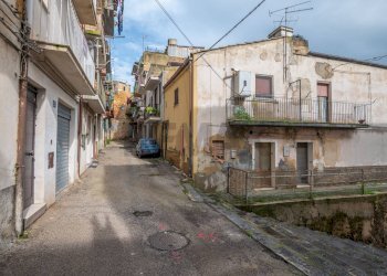 Edificio all\'aperto - Casa indipendente Via Pampallona
 
21-23, Caltagirone - foto 19