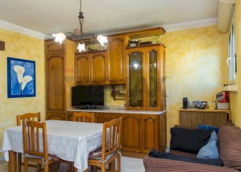 Sala da pranzo - Appartamento Viale Castagnola
 
7, Catania - foto 18