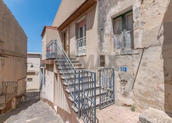 Scale - Casa indipendente Via Luna
 
15/17, Monterosso Almo - foto 19