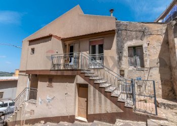 Casa all\'aperto - Casa indipendente Via Luna
 
15/17, Monterosso Almo - foto 20