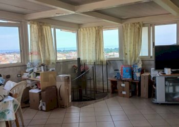 Sala da pranzo - Quadrilocale Via Guglielmo Marconi
 
26, Calatabiano - foto 8