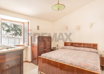 Camera / camera da letto - Independent house Frazione Castelletta
 
98, Fabriano - photo 7