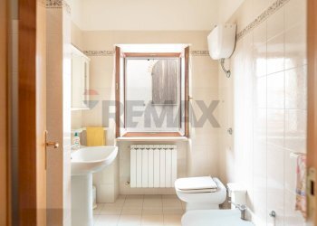 Bagno - Independent house Frazione Castelletta
 
98, Fabriano - photo 8