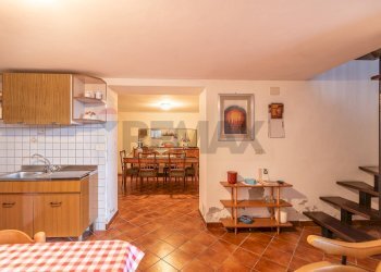 Cucina - Independent house Frazione Castelletta
 
98, Fabriano - photo 9