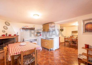 Cucina - Independent house Frazione Castelletta
 
98, Fabriano - photo 10