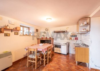 Cucina - Independent house Frazione Castelletta
 
98, Fabriano - photo 12