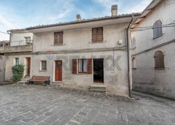 Casa all\'aperto - Independent house Frazione Castelletta
 
98, Fabriano - photo 15