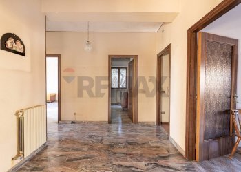 Hall / corridoio - Independent house via rossini gioacchino
 
134, Cingoli - photo 9