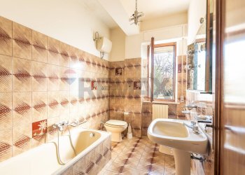 Bagno - Independent house via rossini gioacchino
 
134, Cingoli - photo 17