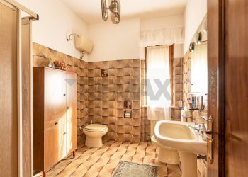 Bagno - Independent house via rossini gioacchino
 
134, Cingoli - photo 31