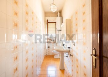 Bagno - Independent house via rossini gioacchino
 
134, Cingoli - photo 32