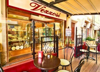 Sala da pranzo - Attività Commerciale corso garibaldi
90, Montelupo Fiorentino - foto 1