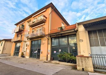 Edificio all\'aperto - Capannone VIA ACHILLE GRANDI
 
9/11, Montelupo Fiorentino - foto 15