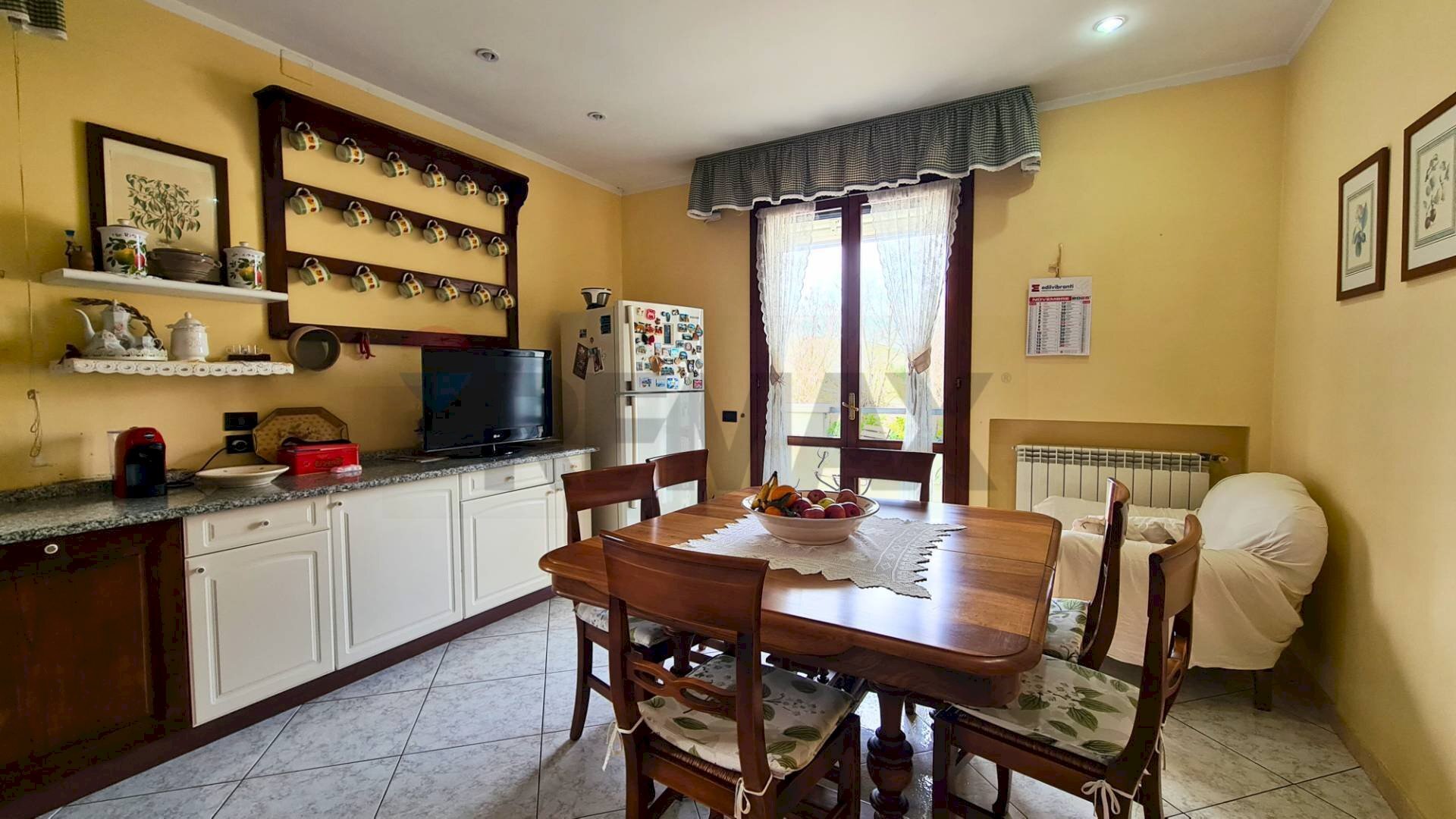 Sala da pranzo - Casa semi indipendente via Ruggero Grieco
 
47, Gambassi Terme - foto 3