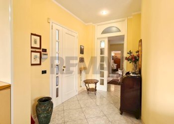 Hall / corridoio - Semi-detached house via Ruggero Grieco
 
47, Gambassi Terme - photo 8