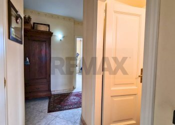 Hall / corridoio - Semi-detached house via Ruggero Grieco
 
47, Gambassi Terme - photo 24