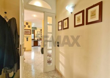 Hall / corridoio - Semi-detached house via Ruggero Grieco
 
47, Gambassi Terme - photo 25