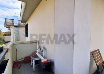 Balcone - Semi-detached house via Ruggero Grieco
 
47, Gambassi Terme - photo 35