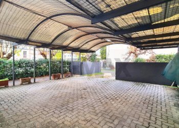 Posto auto coperto - Semi-detached house via Ruggero Grieco
 
47, Gambassi Terme - photo 42