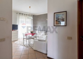 Sala da pranzo - Trilocale Via Giuseppe Verdi
 
9, Casatenovo - foto 6