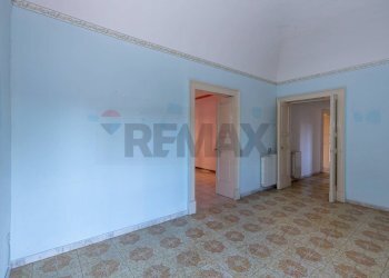 Prima camera - Quadrilocale Via Duca d'Aosta
 
13, San Giovanni la Punta - foto 4