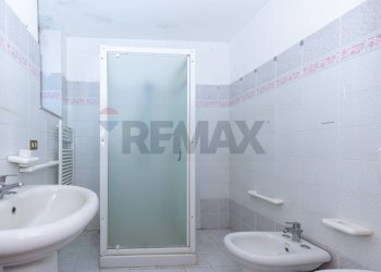 Bagno - Quadrilocale Via Duca d'Aosta
 
13, San Giovanni la Punta - foto 22