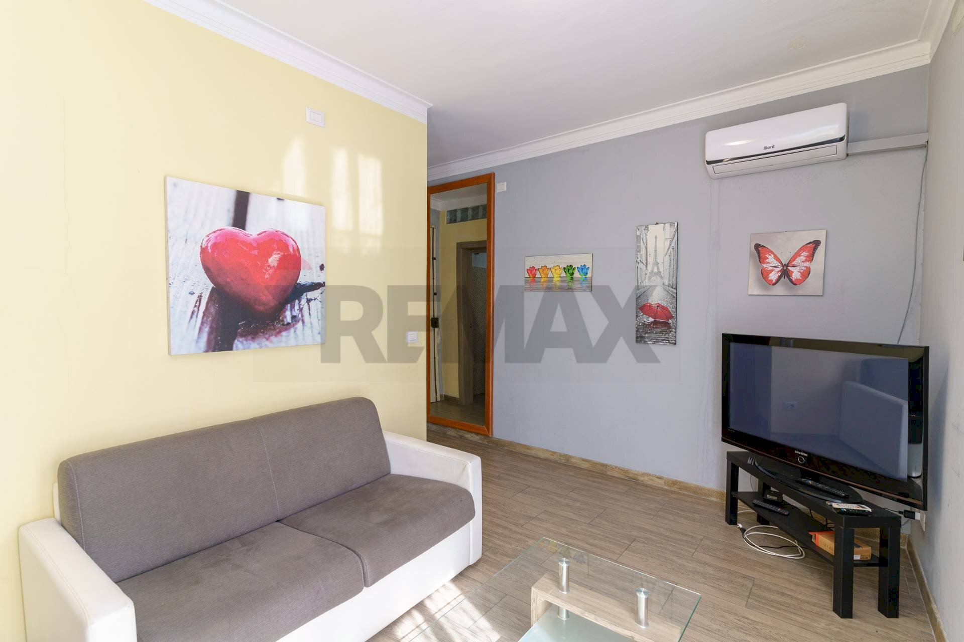 Soggiorno - Bilocale Via XXXI Maggio
 
22, Catania - foto 3