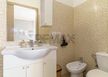 Bagno - Bilocale Via XXXI Maggio
 
22, Catania - foto 18