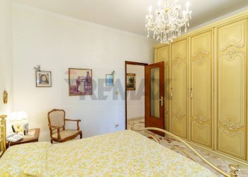 Camera / camera da letto - Quadrilocale Via Aurelio Saffi
 
17, Catania - foto 26