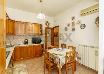 Cucina - Quadrilocale Via Aurelio Saffi
 
17, Catania - foto 34