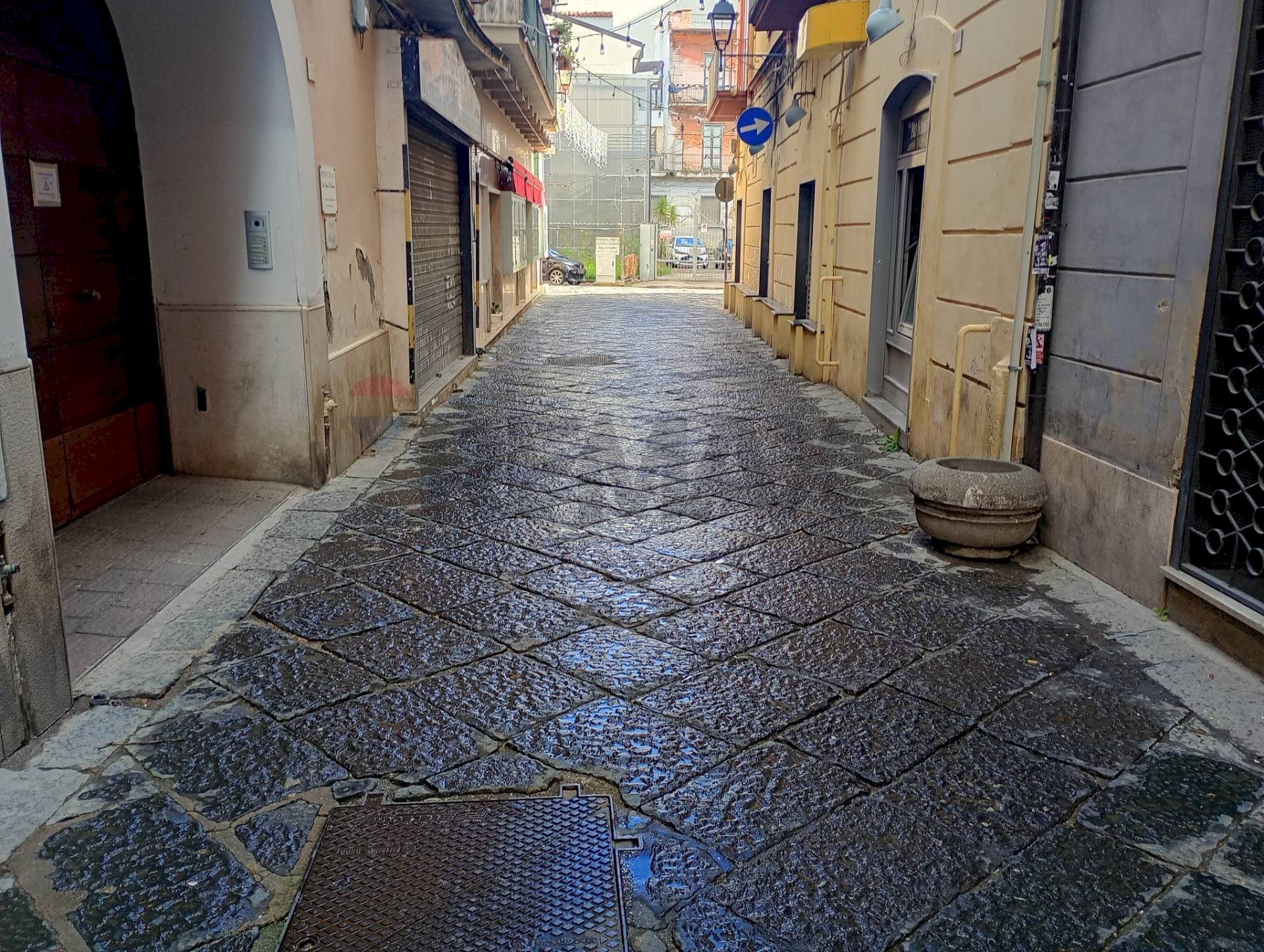 Edificio all\'aperto - Locale Commerciale Via Sant'Agostino
31, Caserta - foto 2