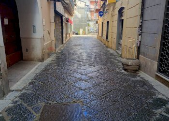 Edificio all\'aperto - Locale Commerciale Via Sant'Agostino
 
31, Caserta - foto 2