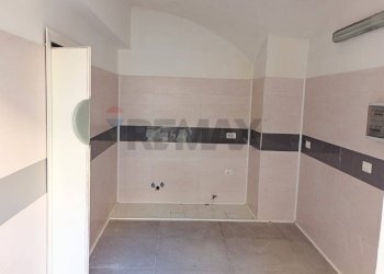 Bagno - Locale Commerciale Via Sant'Agostino
 
31, Caserta - foto 5