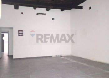 Stanza vuota - Locale Commerciale Via Sant'Agostino
 
31, Caserta - foto 23