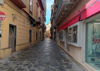 Edificio all\'aperto - Locale Commerciale Via Sant'Agostino
 
31, Caserta - foto 1